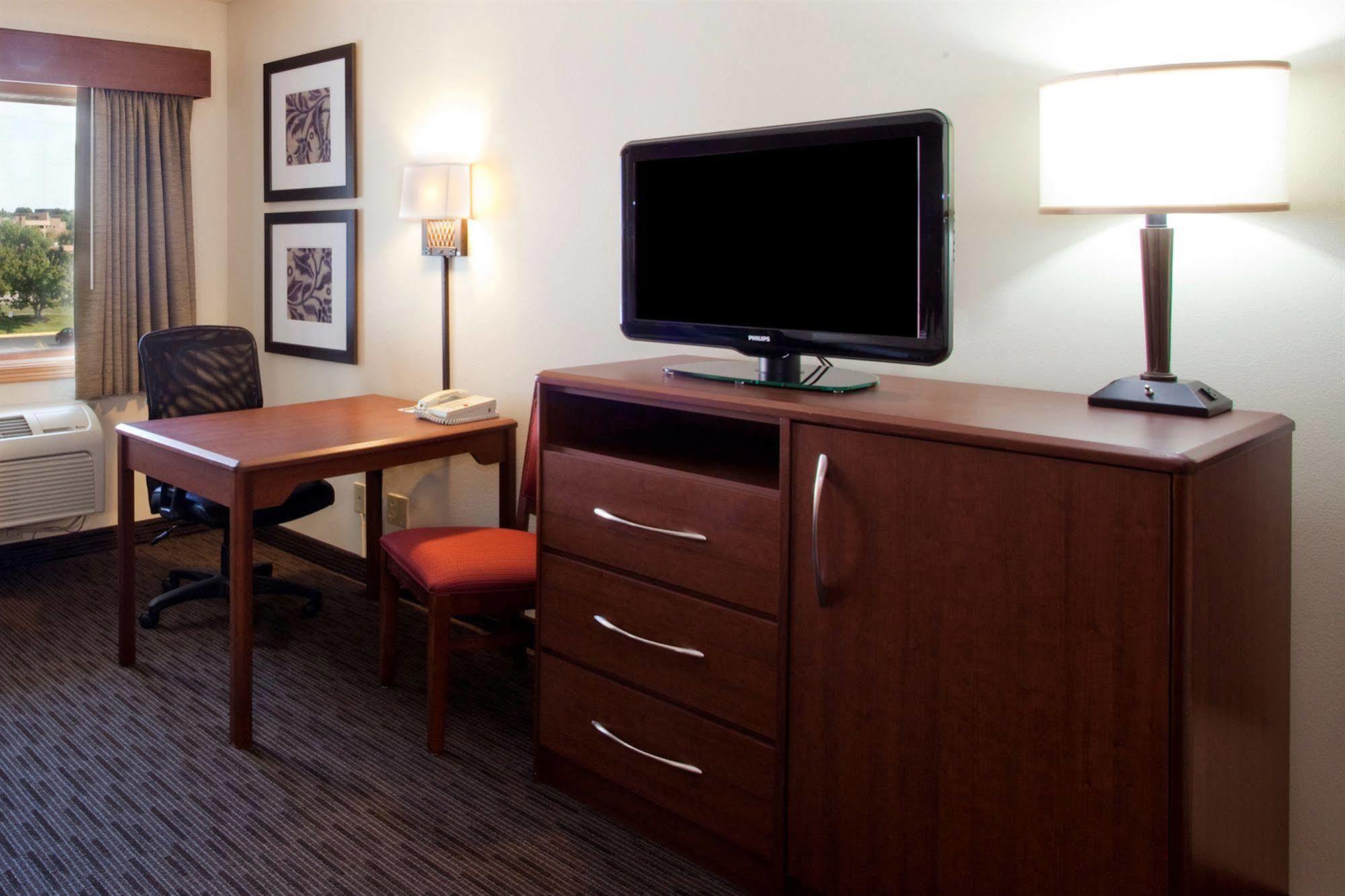Americinn By Wyndham Blue Earth Extérieur photo